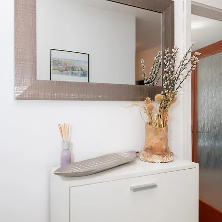 Big And Comfortable Rosmarino Апартаменты Бродарица