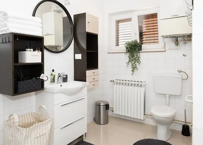 דירה Big And Comfortable Rosmarino ברודאריצה